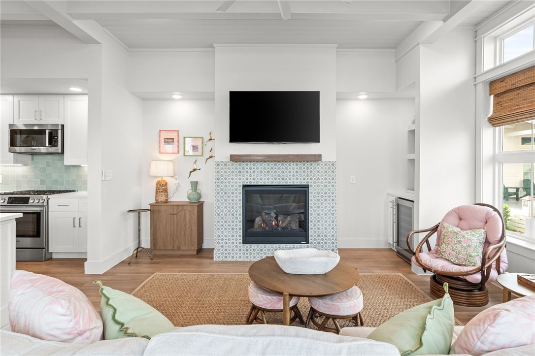 673 Center Square South 9 Property Photo 7