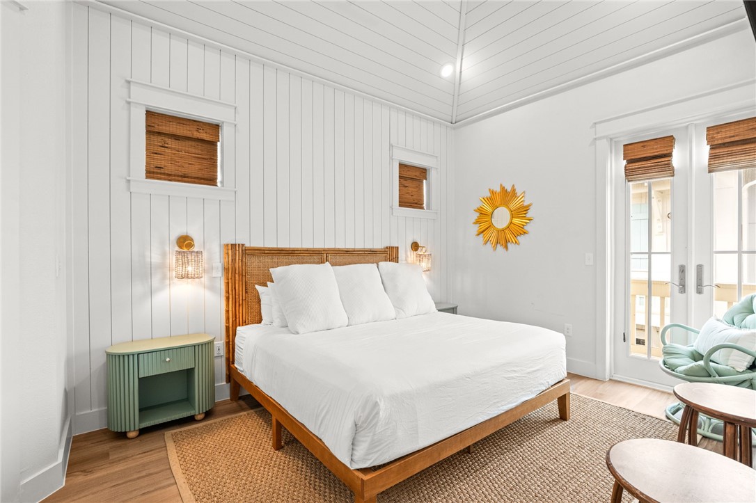 673 Center Square South 9 Property Photo 16