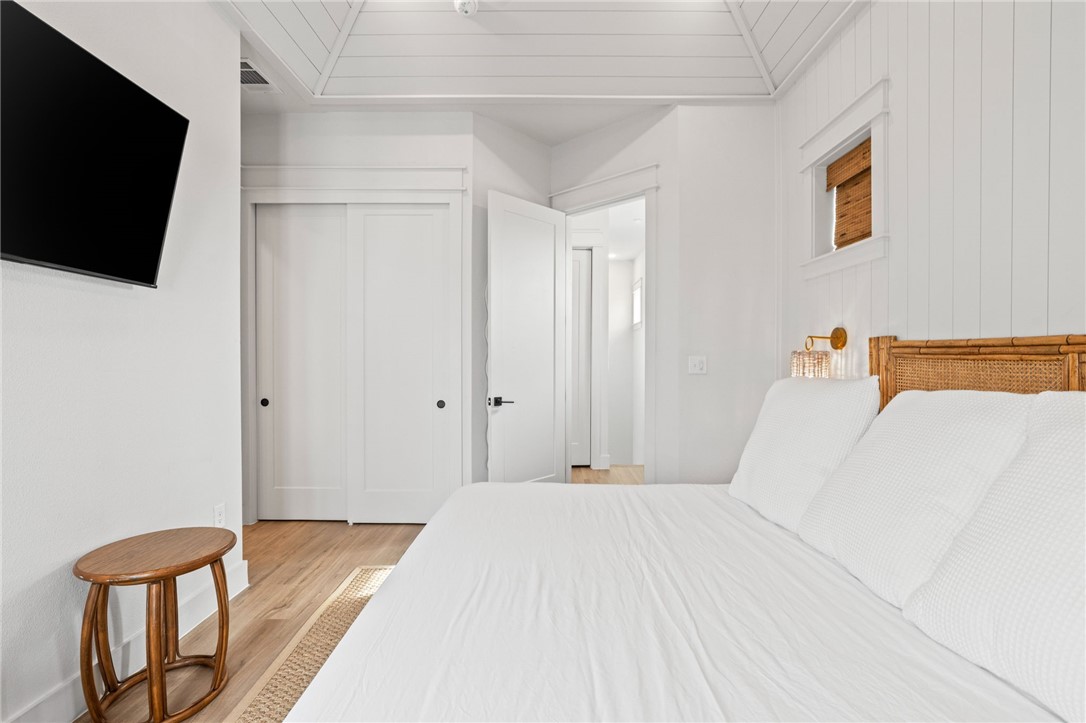 673 Center Square South 9 Property Photo 17