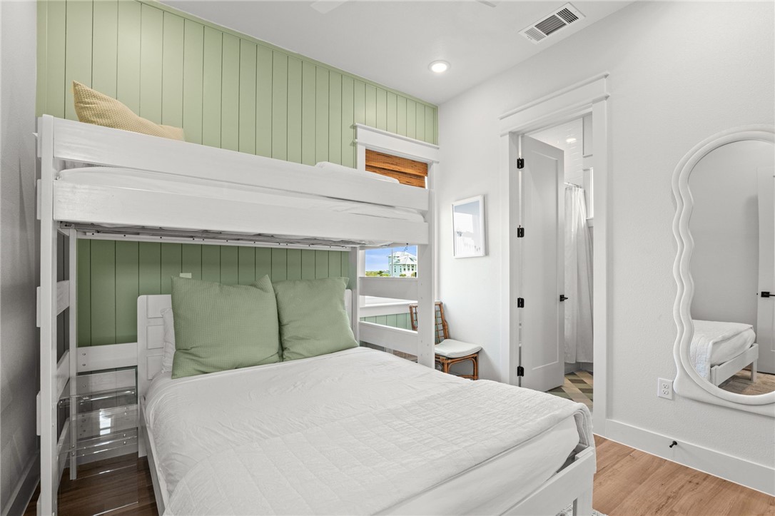 673 Center Square South 9 Property Photo 23