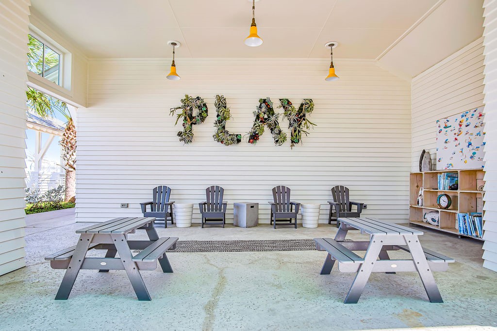 673 Center Square South 9 Property Photo 33