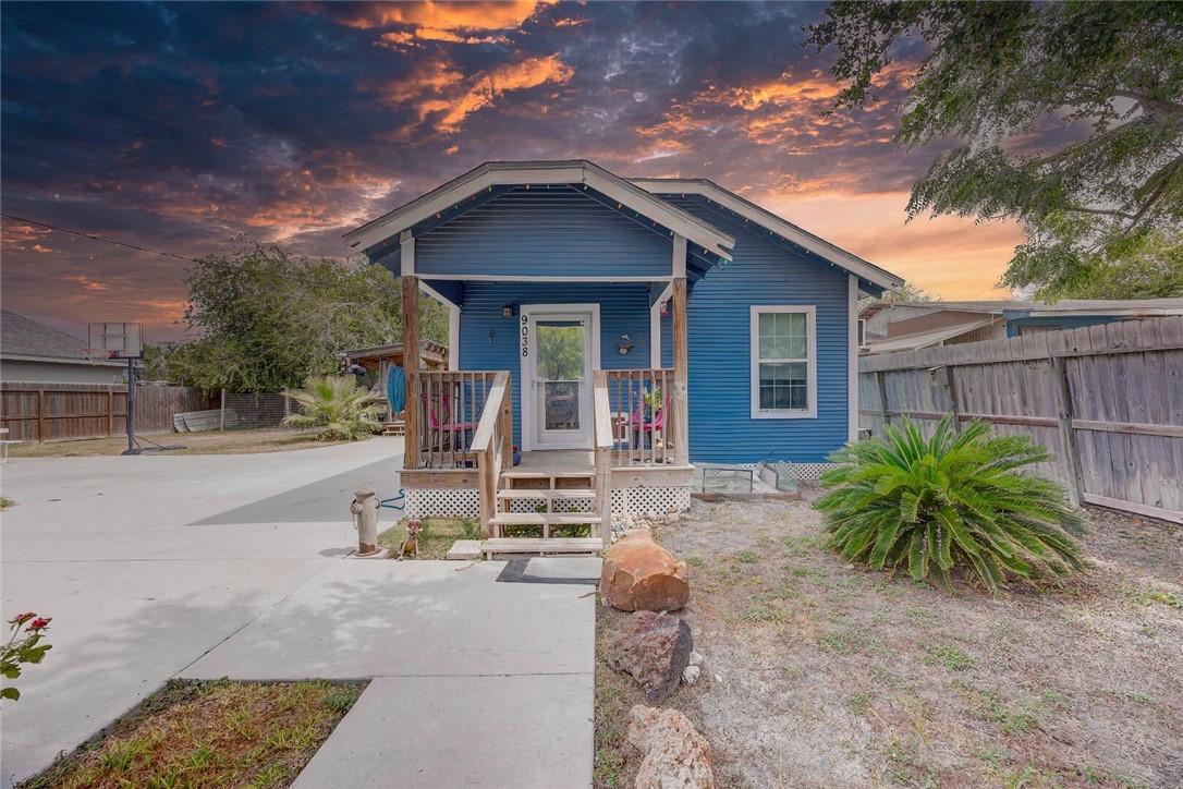 9038 Stock Dr Property Photo 1