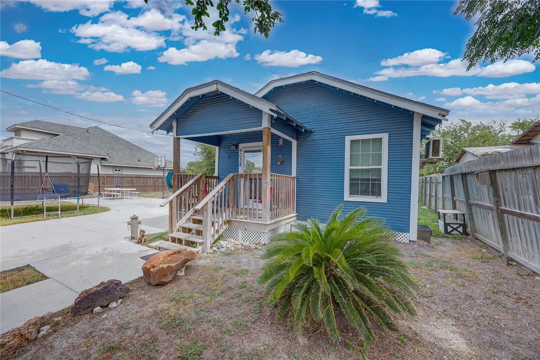 9038 Stock Dr Property Photo 23