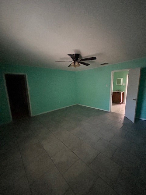 1200 S Santa Rosa St Property Photo 4