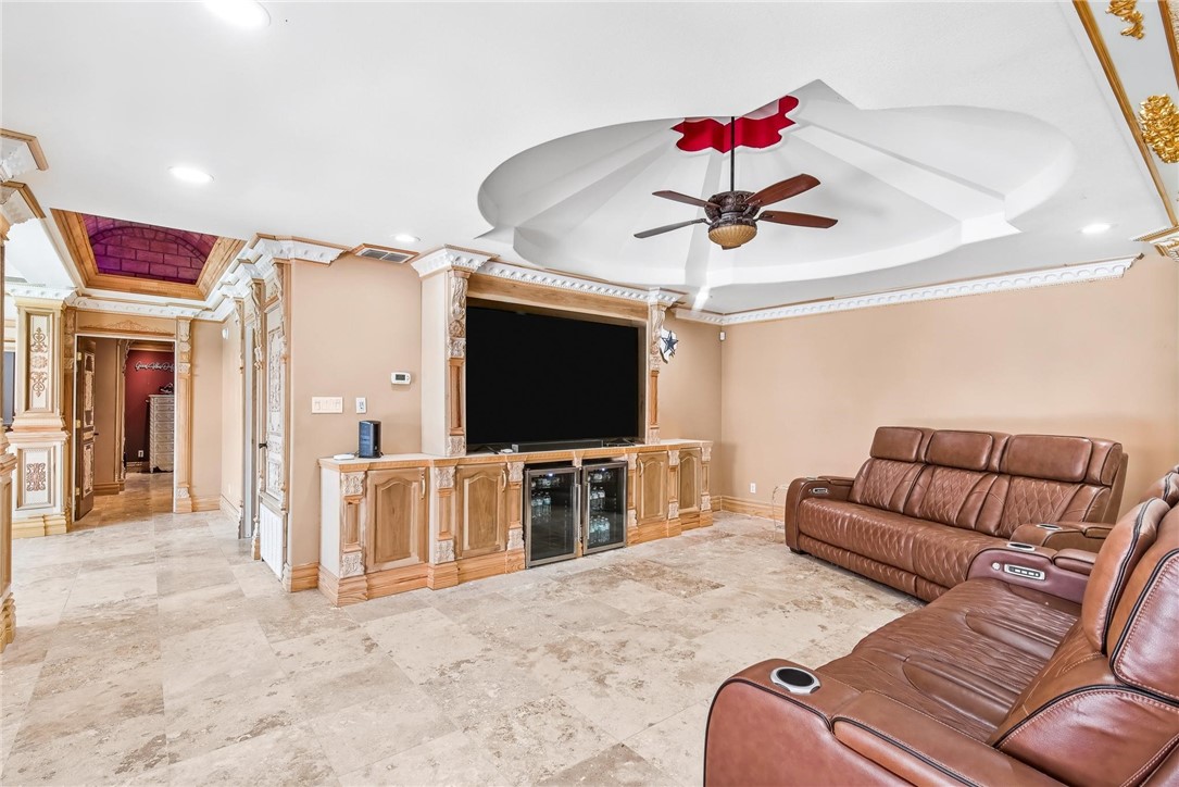 221 W Sage Property Photo 18