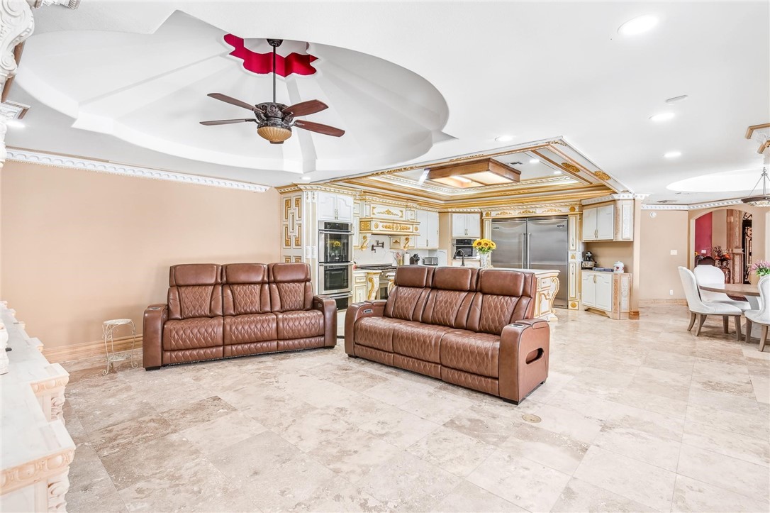 221 W Sage Property Photo 20