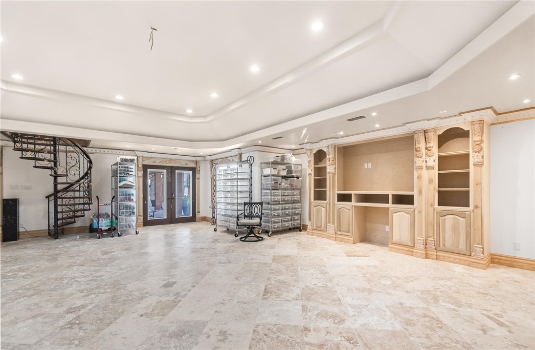 221 W Sage Property Photo 24