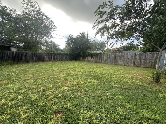 1014 E Huntington St Property Photo 5