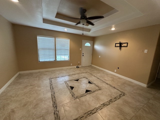 1014 E Huntington St Property Photo 7