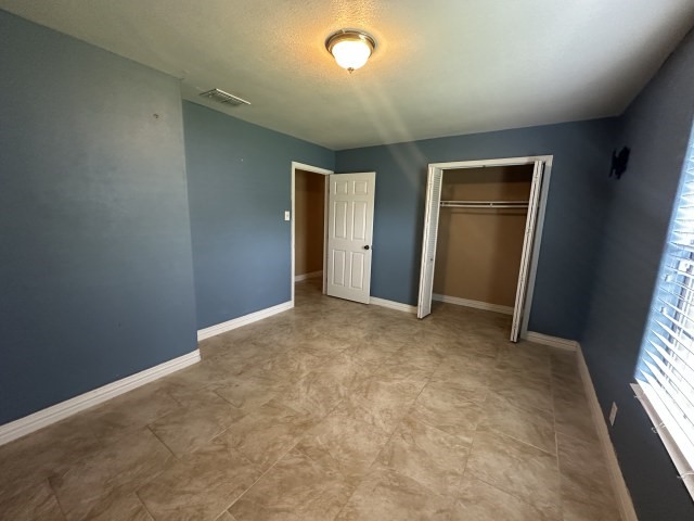 1014 E Huntington St Property Photo 10