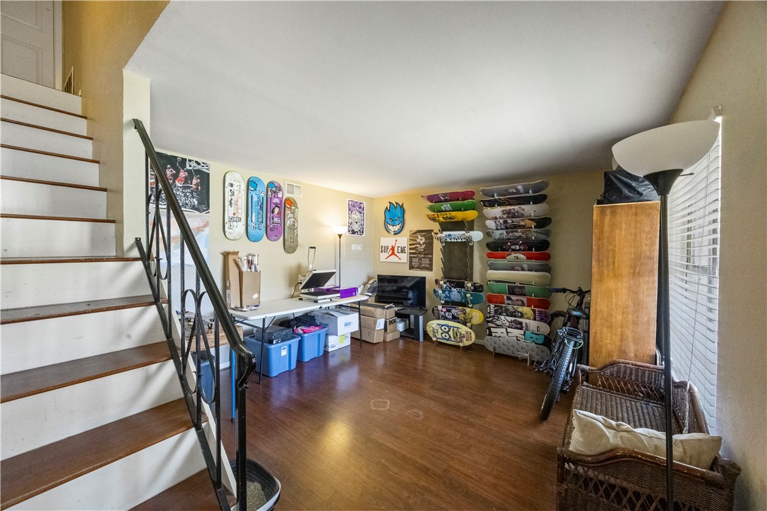 224 Pecos St Property Photo 2