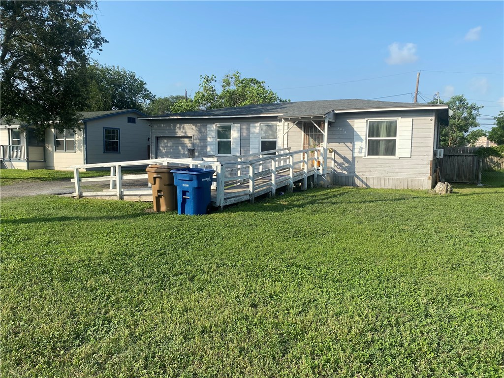 3014 Daytona Dr Property Photo 1