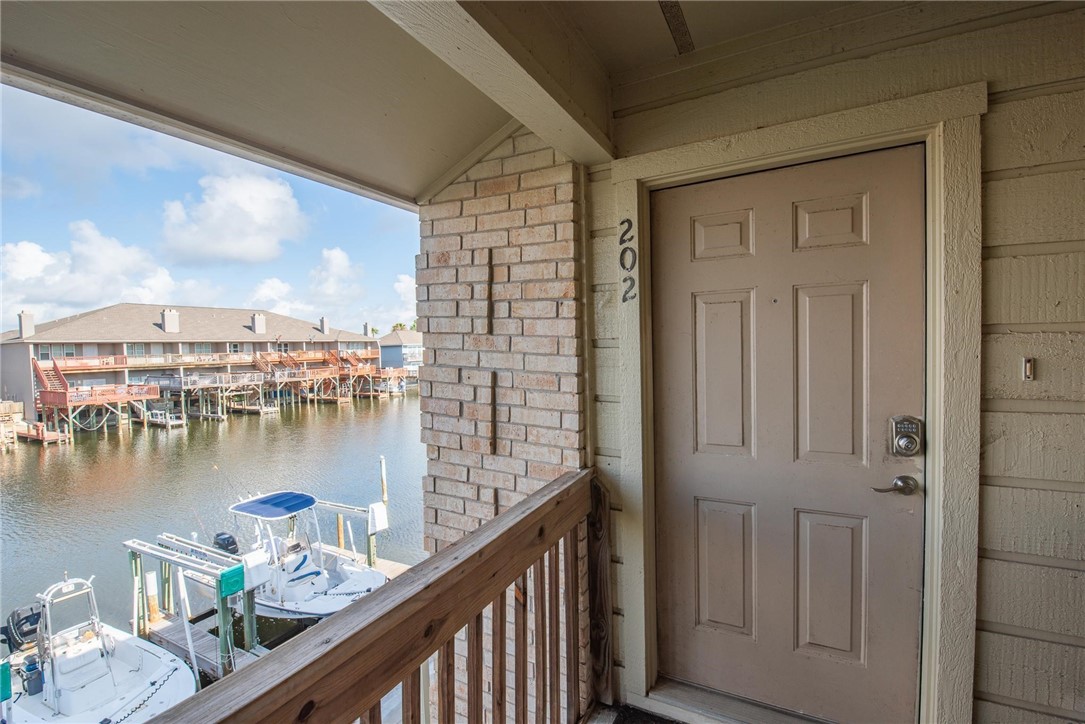 15421 Seamount Cay Ct 202 Property Photo 3