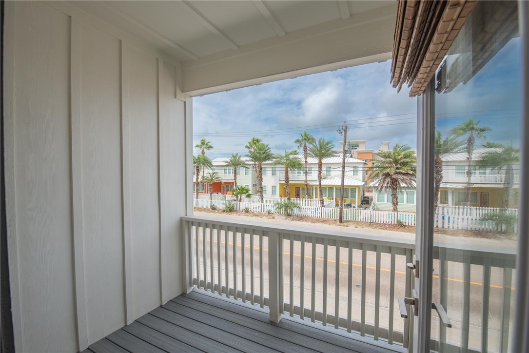 603 E Avenue G 103 Property Photo 9