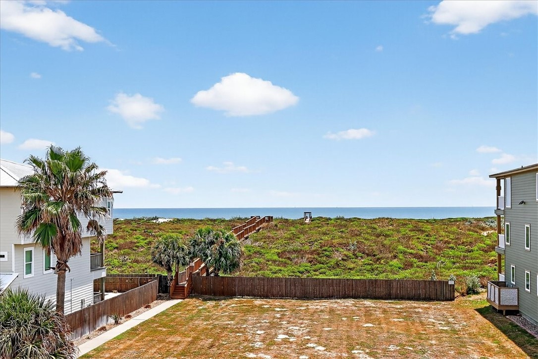 853 Oceanside Dr Property Photo 15