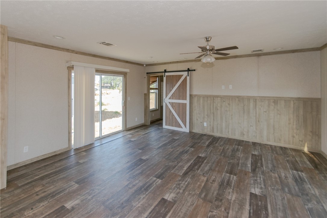 210 Ashby St Property Photo 5