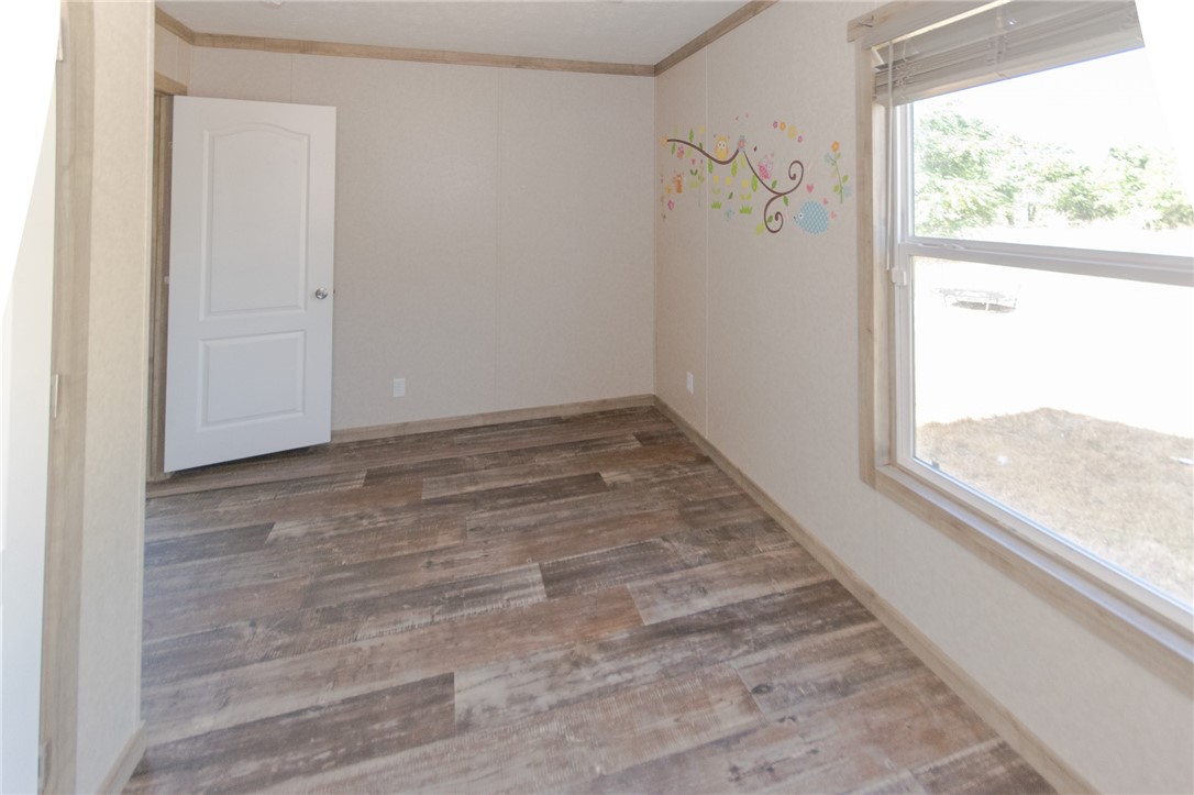 210 Ashby St Property Photo 10