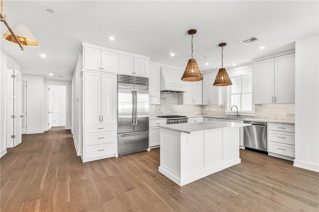 136 W Cotter Ave 6 Property Photo 5