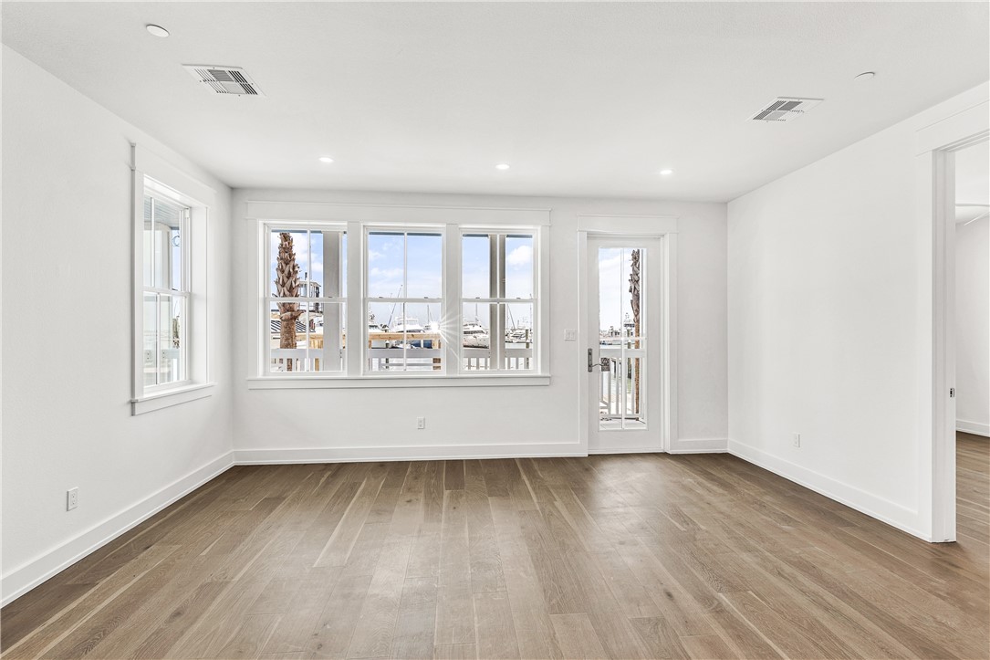 136 W Cotter Ave 6 Property Photo 10