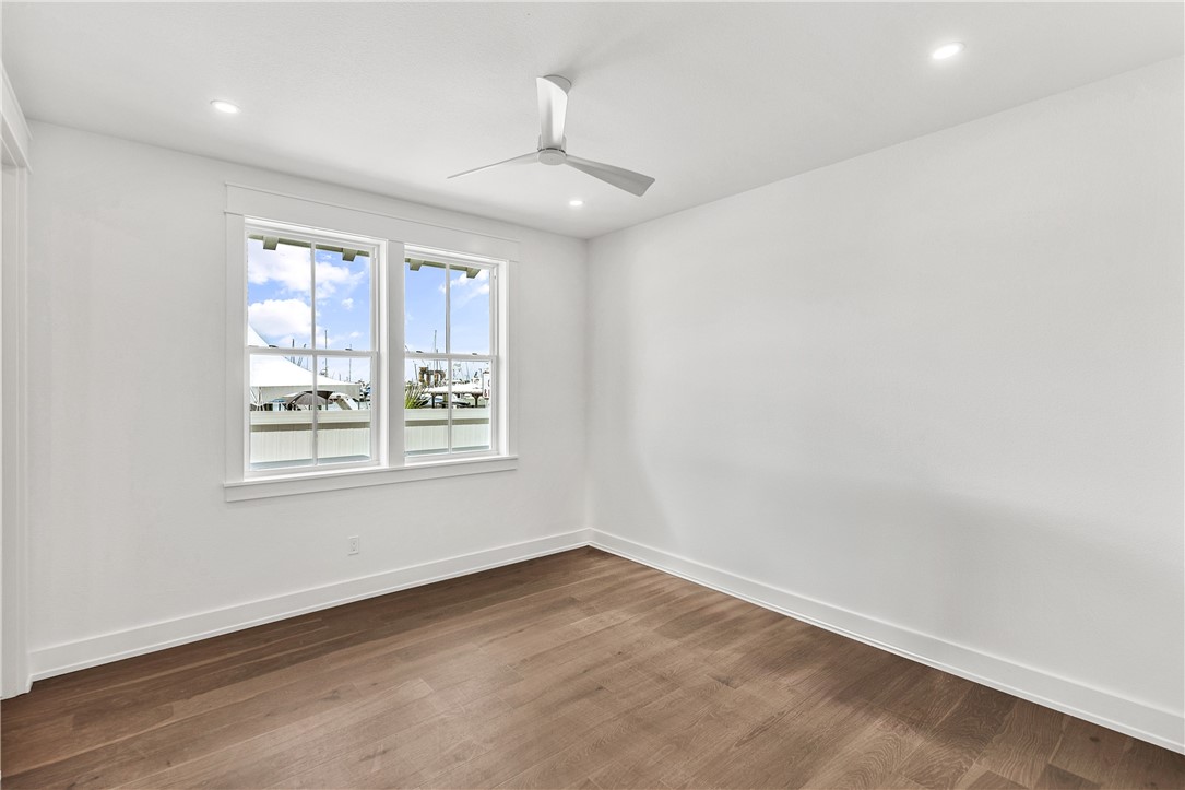 136 W Cotter Ave 6 Property Photo 19