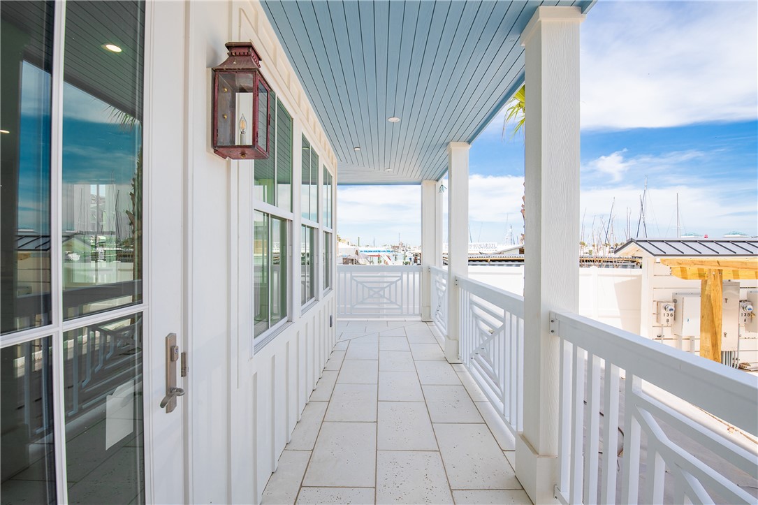 136 W Cotter Ave 6 Property Photo 28