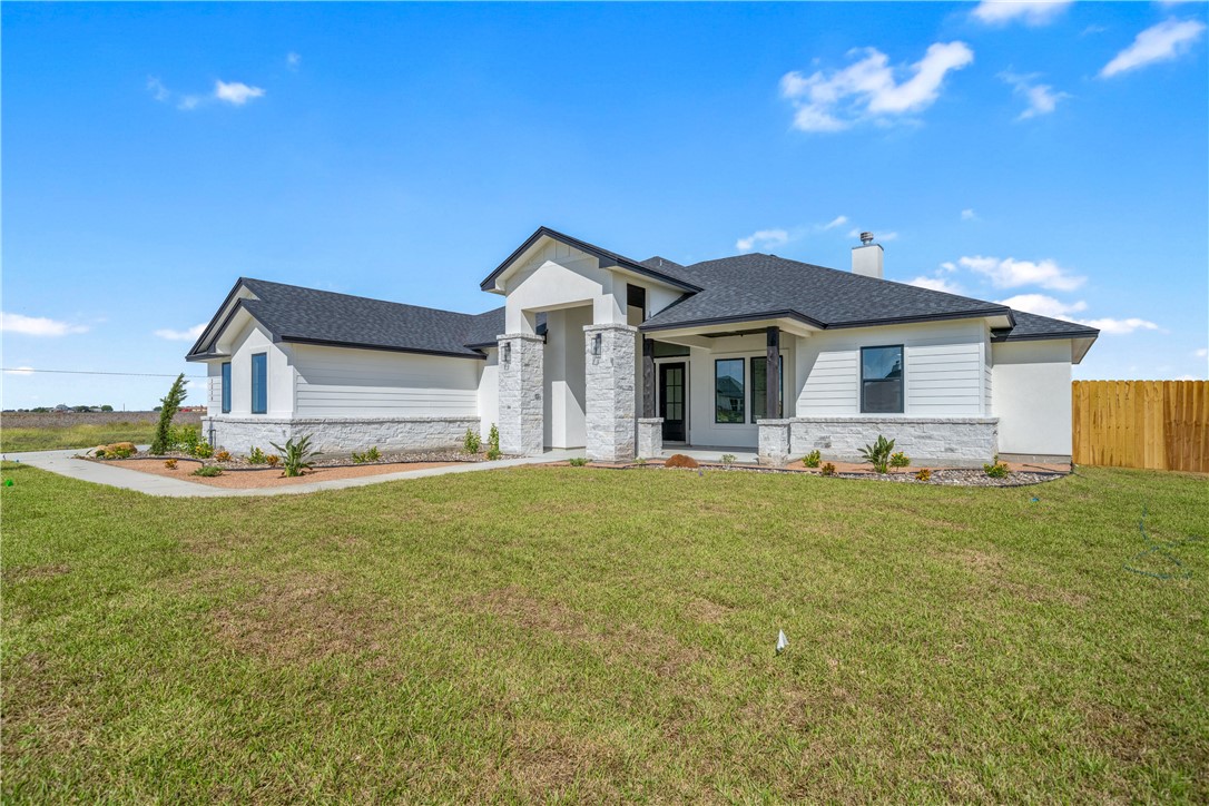 1518 Fenner Ranch Dr Property Photo 3