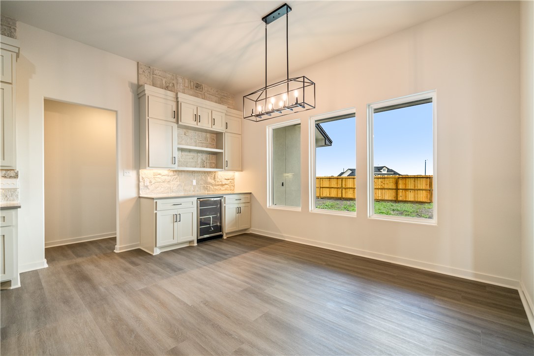 1518 Fenner Ranch Dr Property Photo 8