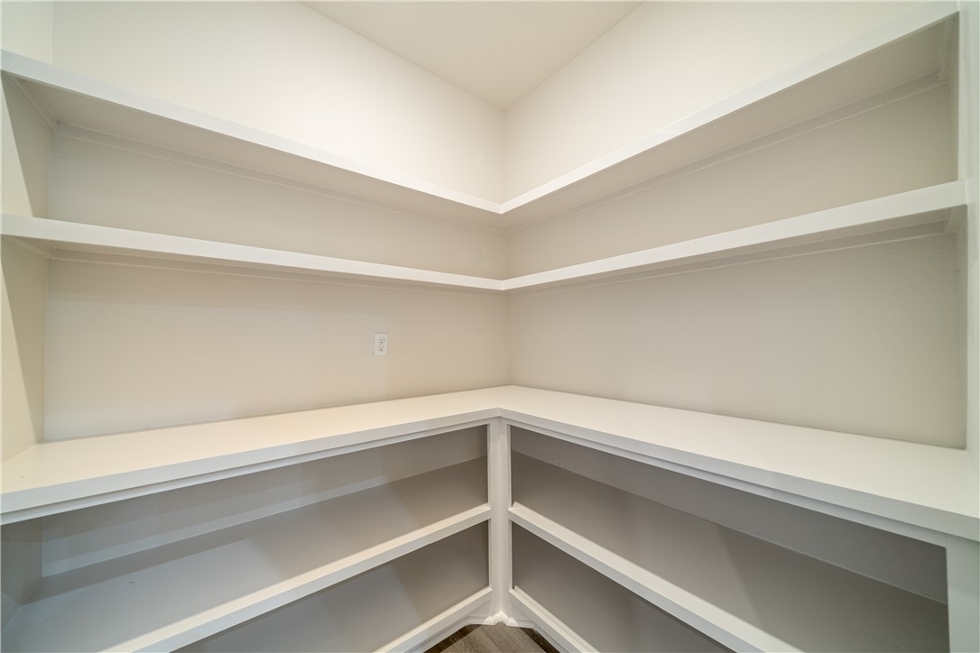 1518 Fenner Ranch Dr Property Photo 12