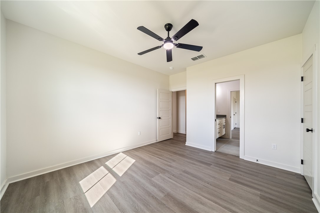 1518 Fenner Ranch Dr Property Photo 13