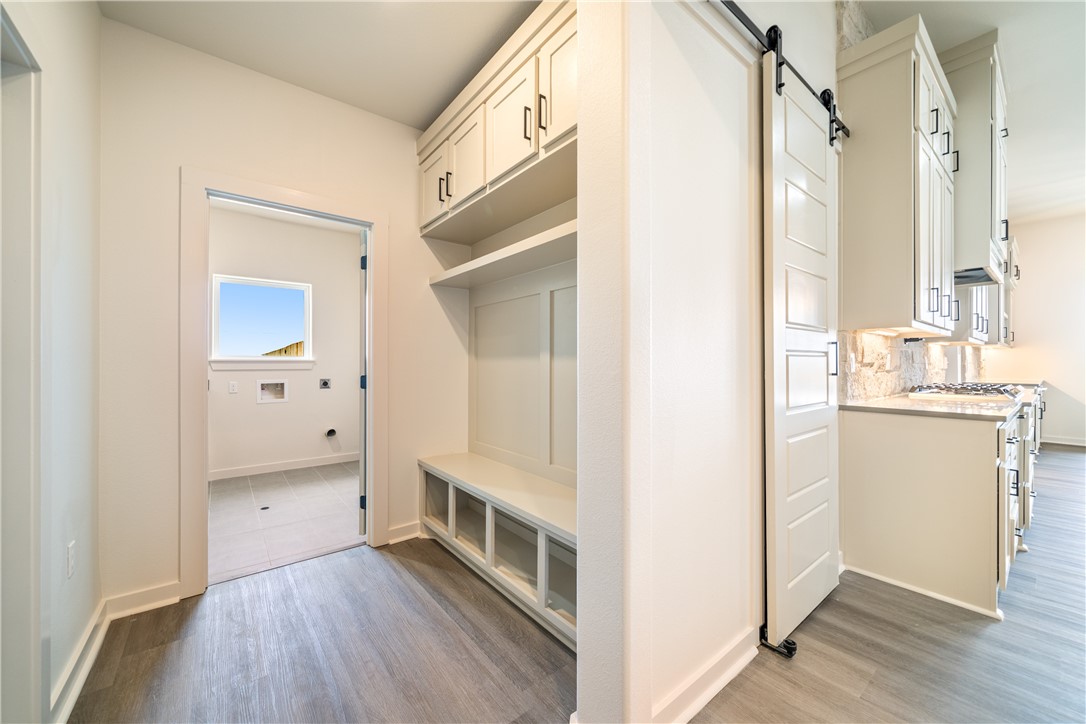 1518 Fenner Ranch Dr Property Photo 20