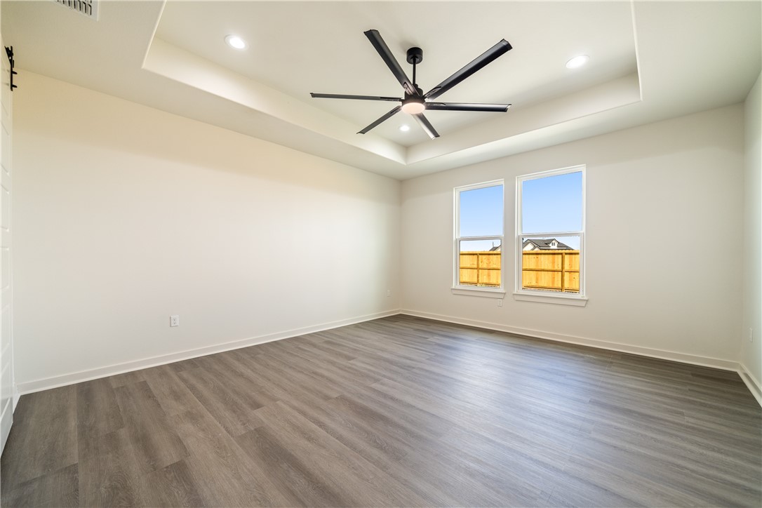 1518 Fenner Ranch Dr Property Photo 26