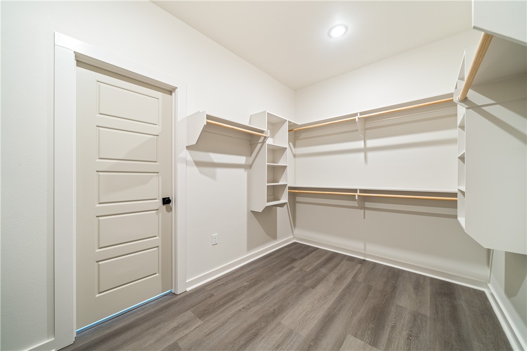 1518 Fenner Ranch Dr Property Photo 33