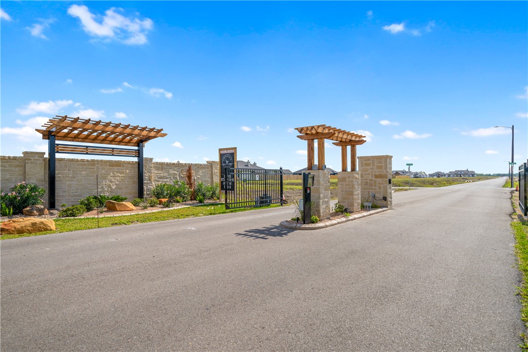 1518 Fenner Ranch Dr Property Photo 40