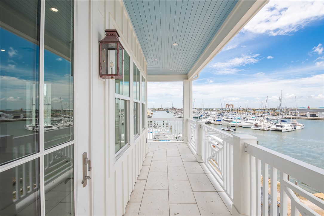 136 W Cotter Ave 14 Property Photo 12