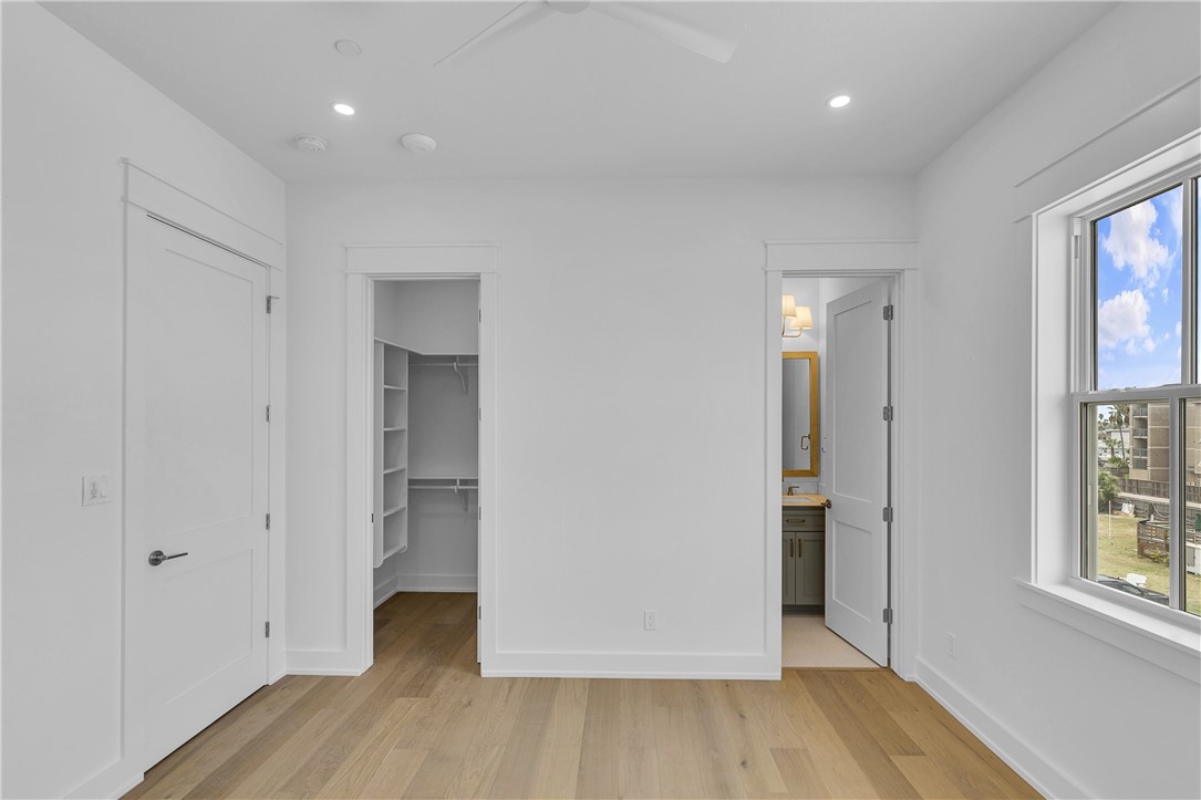 136 W Cotter Ave 14 Property Photo 21