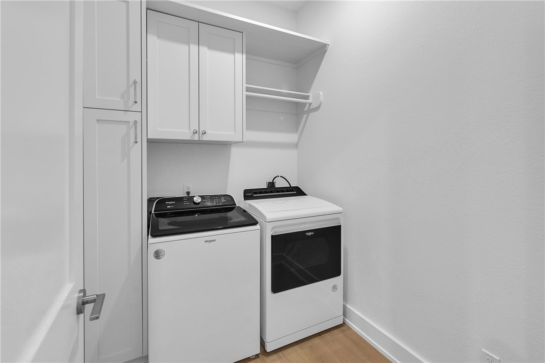 136 W Cotter Ave 14 Property Photo 30