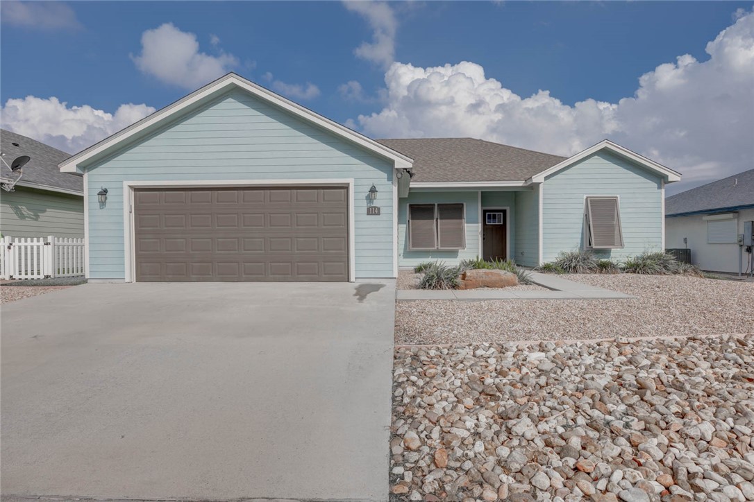 114 Tarpon Ct Property Photo 1