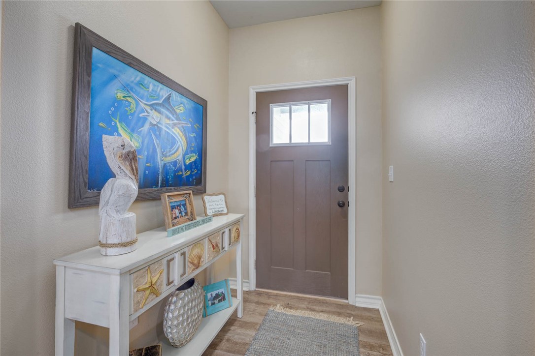 114 Tarpon Ct Property Photo 2