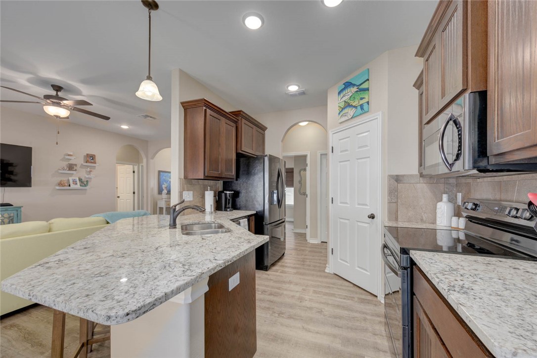 114 Tarpon Ct Property Photo 9