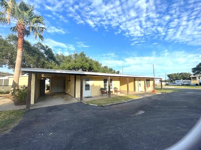 108 Laurel St 11 Property Photo 1