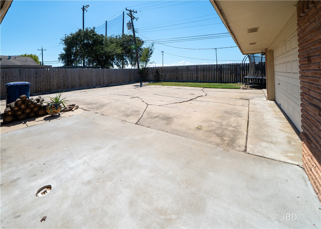 1013 Monette Dr Property Photo 21