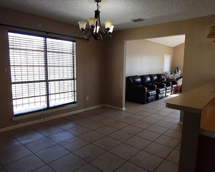 1230 Bernice Dr Property Photo 5