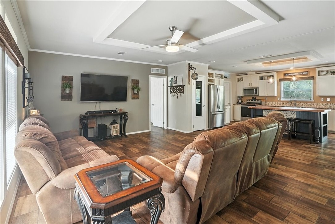 1004 Catholic Cemetery Property Photo 3