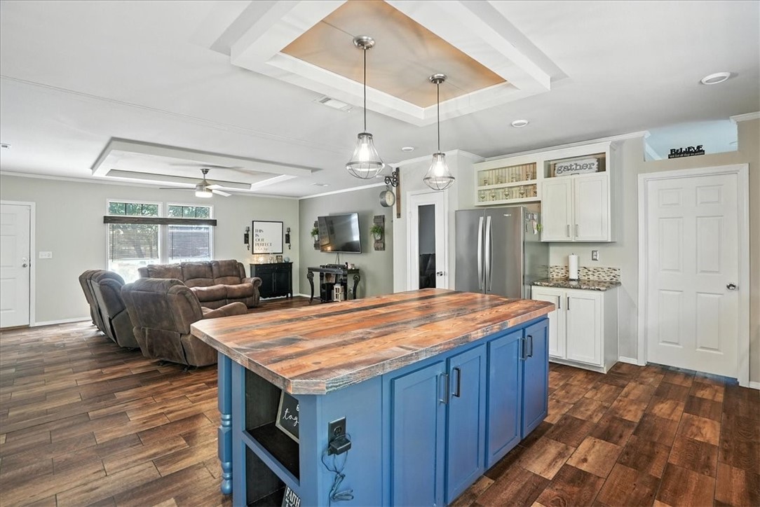 1004 Catholic Cemetery Property Photo 11