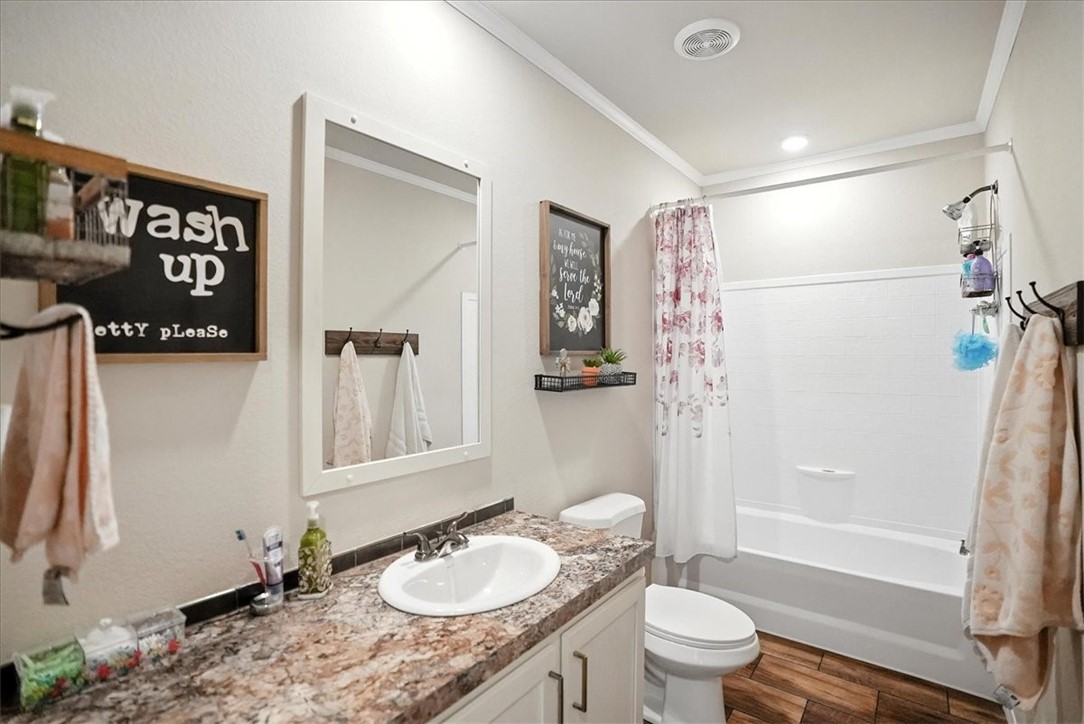 1004 Catholic Cemetery Property Photo 22