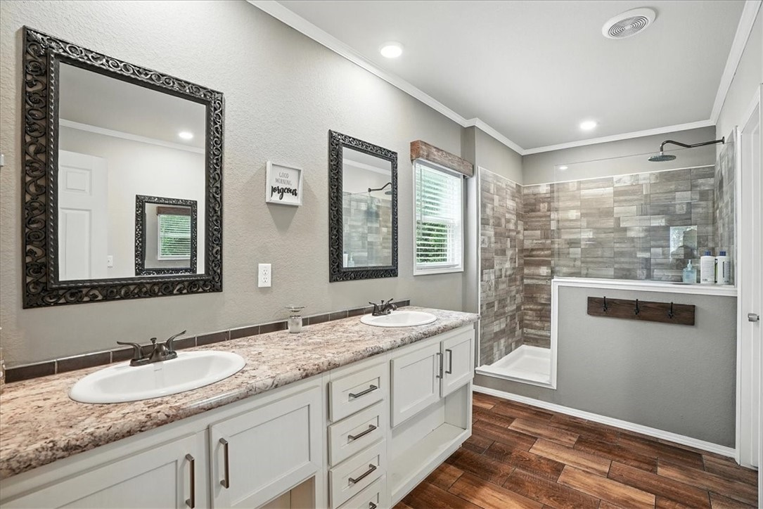 1004 Catholic Cemetery Property Photo 25