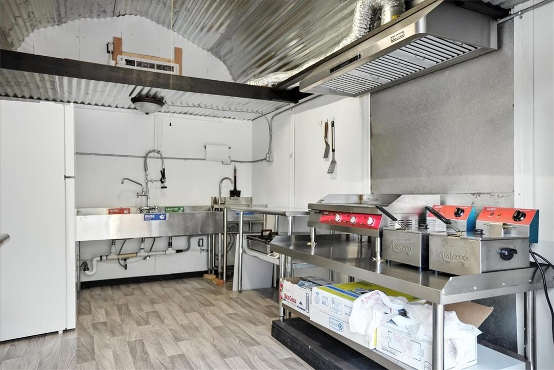 1004 Catholic Cemetery Property Photo 31