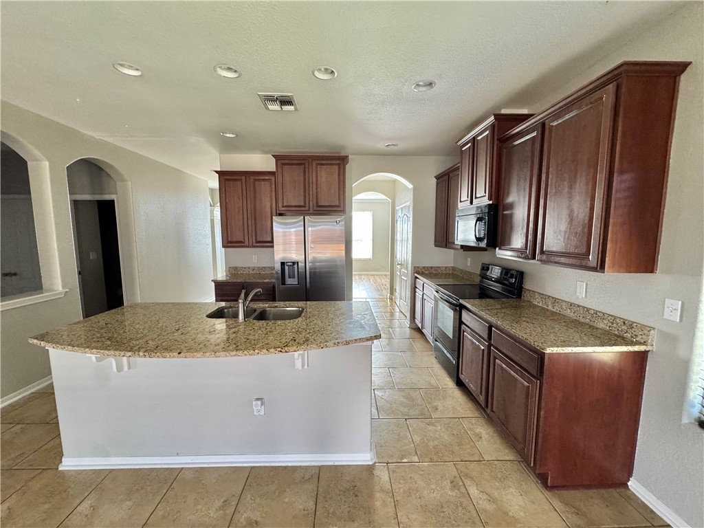 322 Pacific Dr Property Photo 7