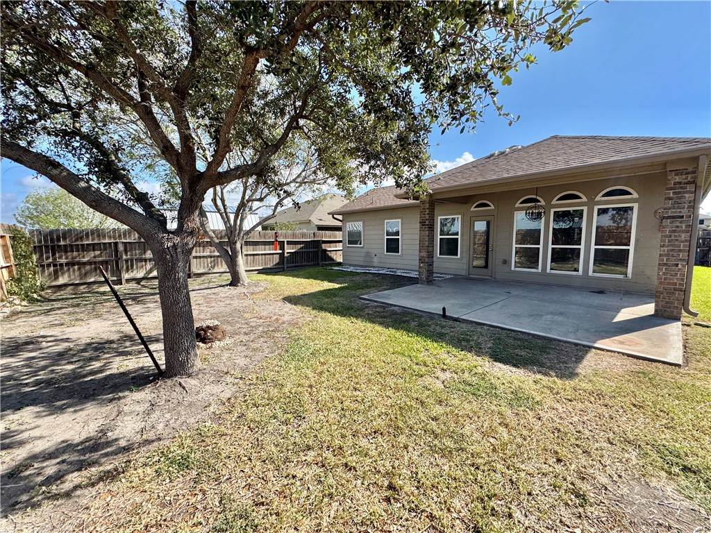 322 Pacific Dr Property Photo 21