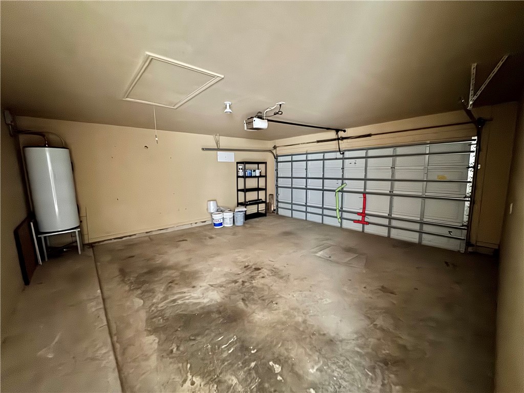 322 Pacific Dr Property Photo 22